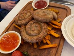 莫斯科风格烤肠配酸菜-莫斯科餐厅