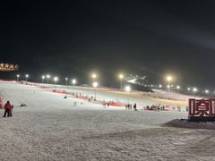 -鳌山滑雪度假区