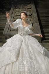 -MANLI BRIDAL婚纱