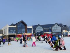 -鳌山滑雪度假区