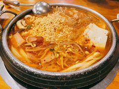 部队火锅-咕咕站韩国料理(紫金港店)