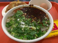 -牛一嘴·兰州牛肉面·大盘鸡(财富中心店)