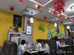 大堂-鸯潭·云南原生态蒸汽石锅鱼(丽景蓝湾店)