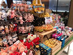 -诚品(信义店)