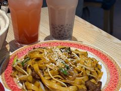 -滋味满屋美食坊(上海街店)