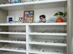 -美空眼镜·星趣控·新乐学·控优点合作店(周浦万达店)