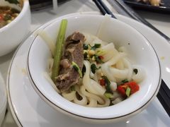 鲜牛肉粿条汤粉面-潮发潮汕牛肉店(龙洞店)