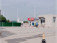 -滨州服务区·停车场