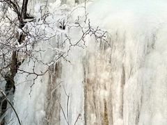 -大平台龙居瀑布旅游区