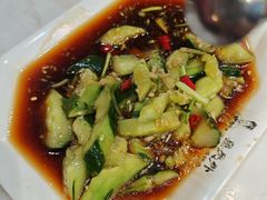 -鲁员外地锅鸡地锅鱼(古墩路店)
