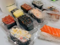 三文鱼手握-池田寿司·4H鲜作(西直门凯德华联店)