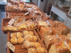 -玥儿弯弯手作烘焙(中海国际社区御城店)