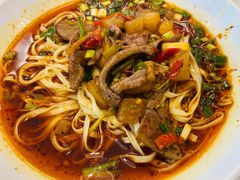 现炒酸辣猪肝面-李与白包子铺(桐梓林店)