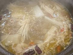 -濠轩阁特色生蚝火锅(水湾路店)