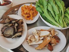 冰鲜鸡油菌-太婆天府山珍酒楼(亚运村店)