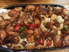 -老东镇啤酒屋海鲜加工·蒸汽海鲜·海鲜烧烤(台东店)