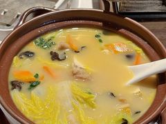 京城酥肉锅-四季民福烤鸭店(王府井东安门店)