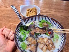 -鲜越鲜鱼粉(财富购物中心店)