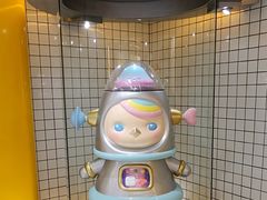 -泡泡玛特POPMART(上海环球港店)