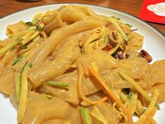 摇滚拉皮-额娘·春饼烤鸭(怀特店)