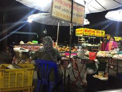 -芒果糯米饭摊子