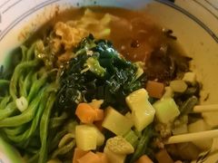 -秦君宝手擀菠菜面(金花路店)