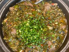 -有红鸡毛店·川菜(建设路店)