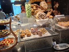 -BLU 全日制餐厅(上海安曼纳卓悦酒店)