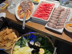 -尚尚仙·酸汤猪手·猪肚鸡火锅(华联万柳购物中心店)
