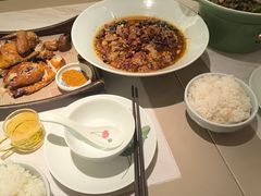 -荷花亭·湖北融合菜(中商广场店)