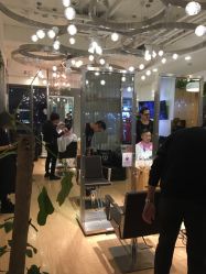 点击看大图 -简法造型·品牌形象店