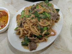 -粤潮牛肉火锅店(江南大道店)