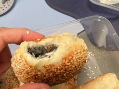 芝麻糖蟹壳黄-江南蟹壳皇(新民桥店)