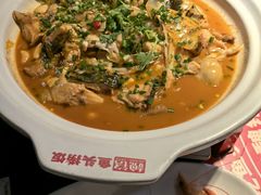 -魏铭鱼头捞饭(晋阳路店)