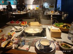 -尚尚仙·酸汤猪手·猪肚鸡火锅(华联万柳购物中心店)