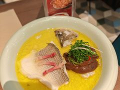 非一般鲈鱼配大褐菇-港丽餐厅(来福士店)