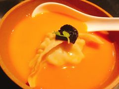 龙虾汤翅饺-三利音·东方司宴(外滩店)