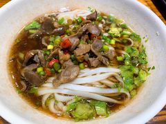 酸辣鸡杂粉-肆姐面粉馆(坡子街店)