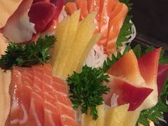 -千鹤日本料理(穿山路店)