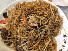 牛肉炒公仔面-海王冰室(皇朝店)