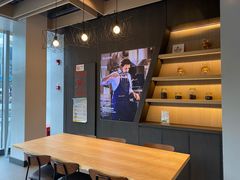 用餐区-瑞幸咖啡(杭州绿地中央店)