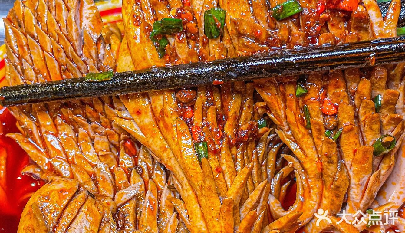 真是离谱，好吃到高铁都坐脱了~