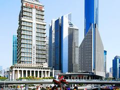 -陆家嘴空中步行连廊