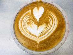 燕麦澳白-Manner Coffee(IFS一楼店)