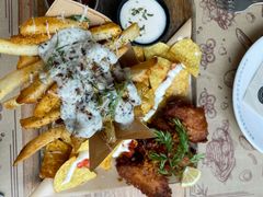 -Mark&Mars Restaurant