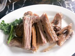 鹅翅-乌文新澄海卤鹅店