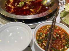 -蛙一刀·麻椒鱼火锅(金仙桥店)