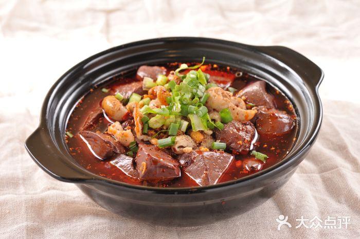 席罐·砂锅(高新伊藤店)血旺烧肥肠图片