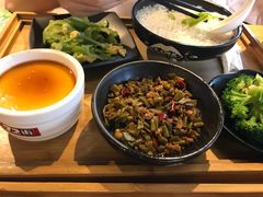 -72街红烧排骨饭(海珠丽影广场店)