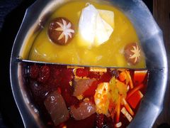 红颜花胶鸡锅-湊湊火锅·茶憩(上海合生汇店)